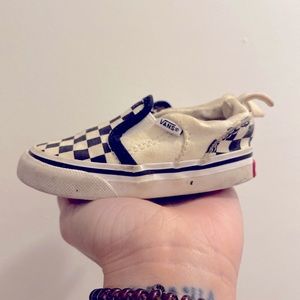 Toddler checkered slip on vans size 4